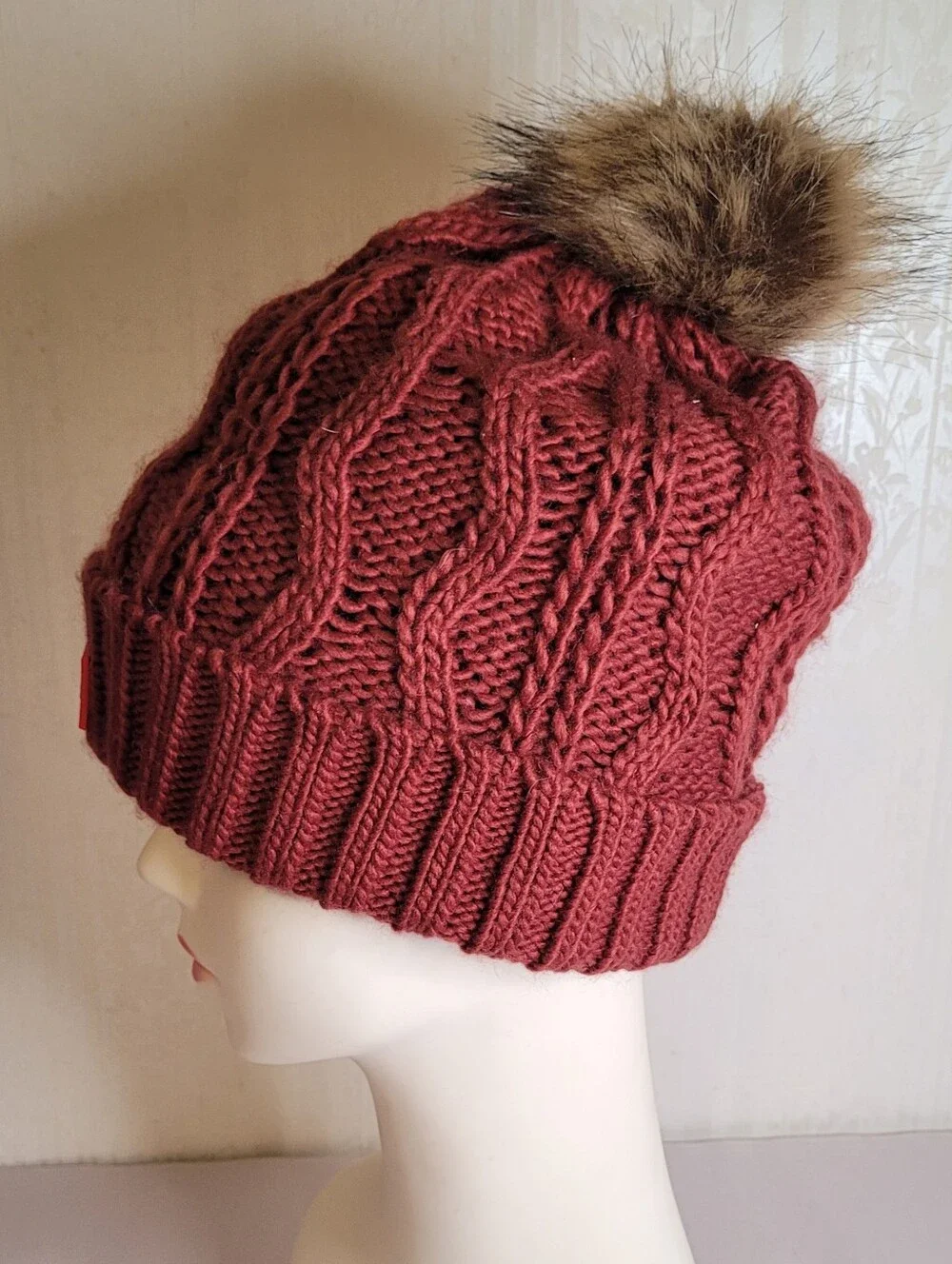 Hunter Cable Knit Pom Pom Beanie